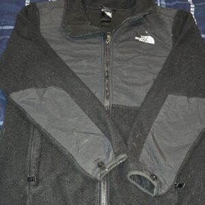 The North Face Girls XL 18 Black and Gray Performance Jacket
